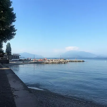 Desenzanoloft Un Tuffo Nel Lago Apartamento Desenzano del Garda